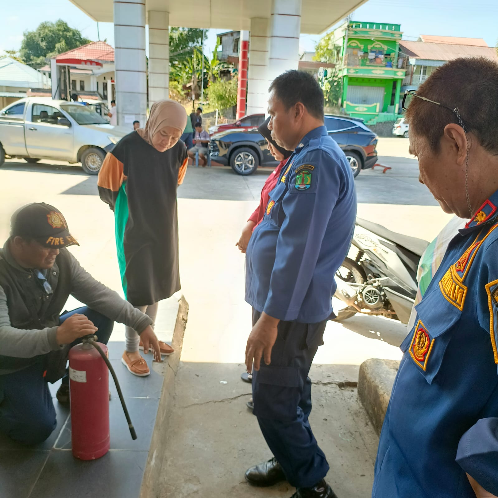 BERITA GAMBAR SIMPATIK